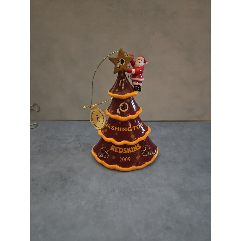 Danbury Mint Washington Redskins 2009 Christmas Tree Ornament